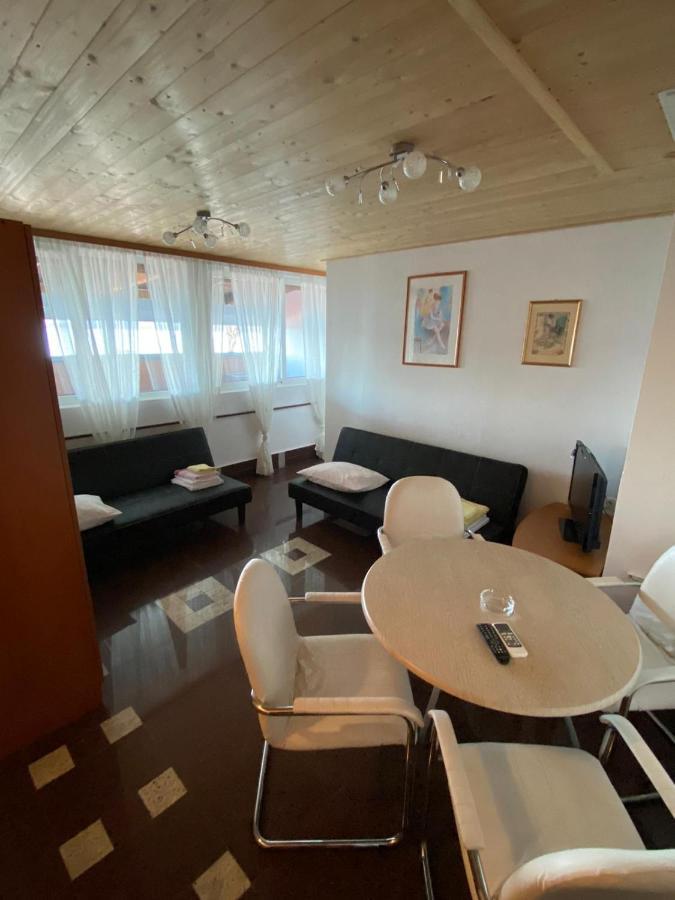 Blue Wave Apartments Турань Екстер'єр фото